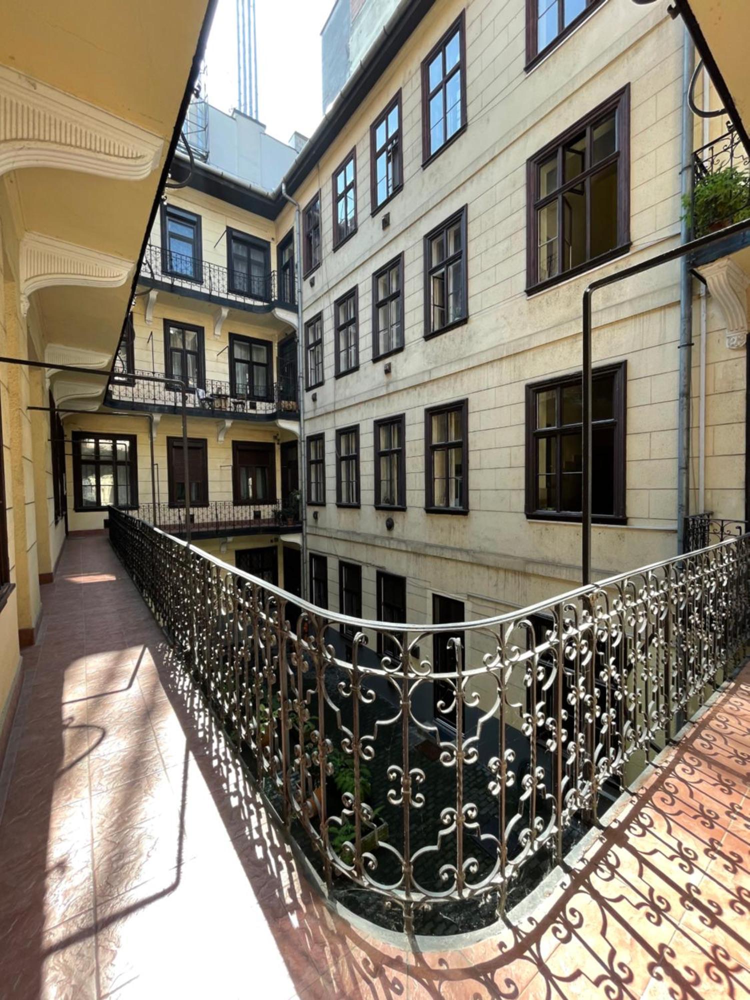 Fanni'S Cosy Home Express Apartment In The City Centre Budapest Exterior photo